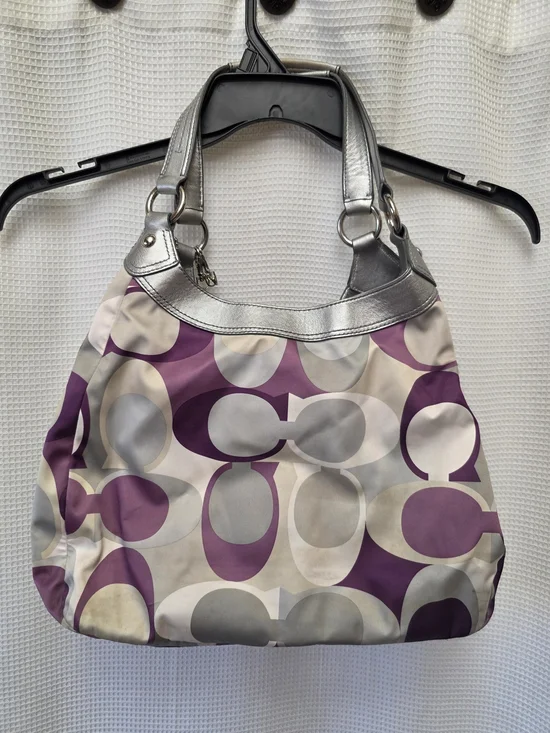 Coach Purple Signature Pattern Shoulder Bag with Silver Trim USED - Picture 4 of 12